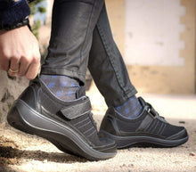 Load image into Gallery viewer, Breeze - Stretchable-siddhu (4465626185751)
