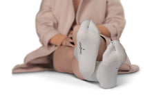 Load image into Gallery viewer, Bunion Relief Socks - White (3 pairs)-siddhu (4465619501079)
